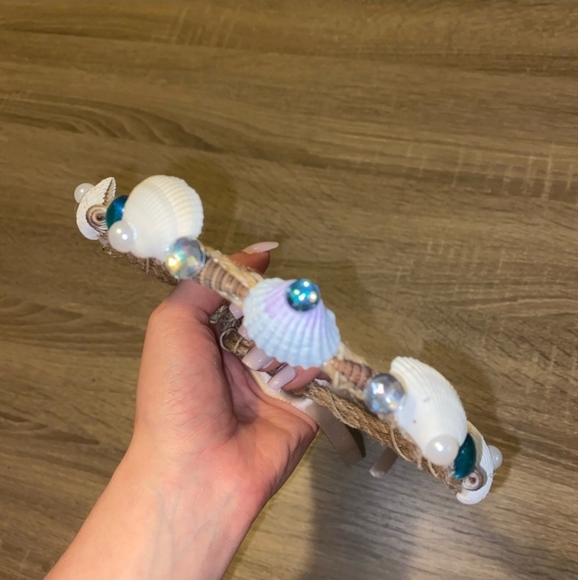 SOLD OUT - Picture 14 of 16